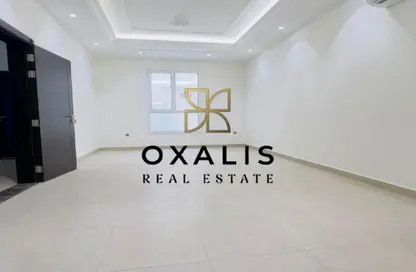 Apartment - 2 Bedrooms - 2 Bathrooms for rent in Al Nasr Street - Al Nasr - Doha