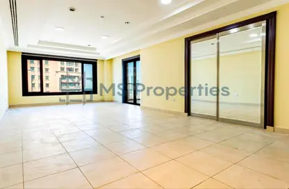 Apartment - 2 Bedrooms - 3 Bathrooms for sale in West Porto Drive - Porto Arabia - The Pearl Island - Doha