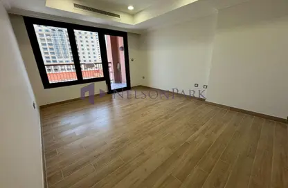 Apartment - 1 Bedroom - 2 Bathrooms for rent in Porto Arabia - The Pearl Island - Doha