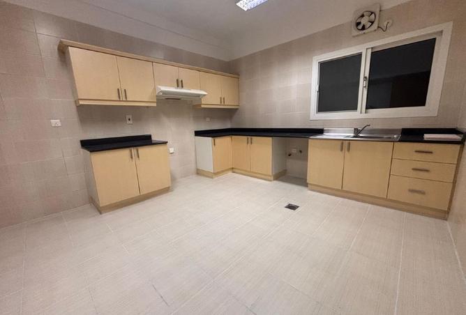 996110 - Property Image 2