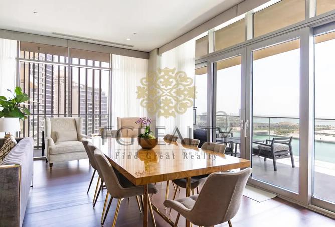 932479 - Property Image 2