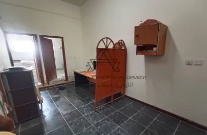 Apartment - Studio - 1 Bathroom for rent in Al Mansoura - Al Mansoura - Doha
