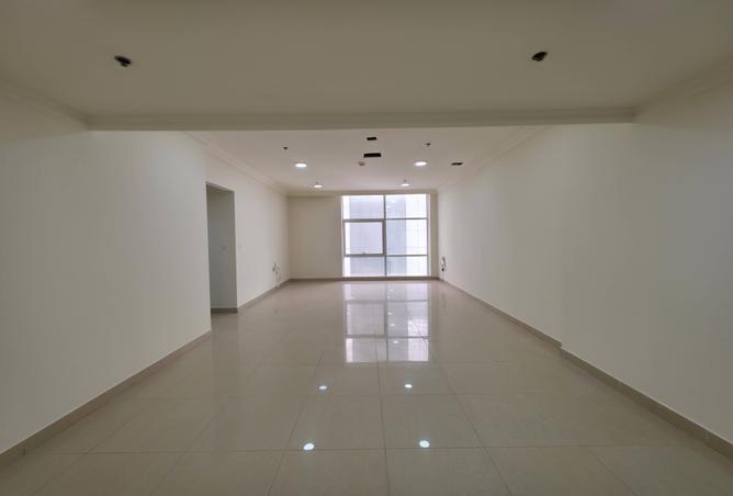 998063 - Property Main Image