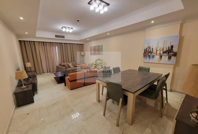 927396 - Property Image 2