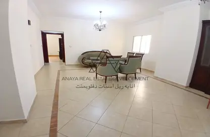 شقة - 2 غرف نوم - 2 حمامات للايجار في السد - الدوحة
