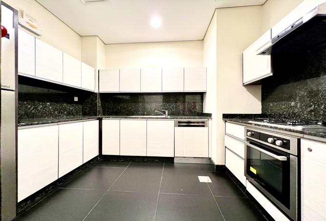 984985 - Property Image 3