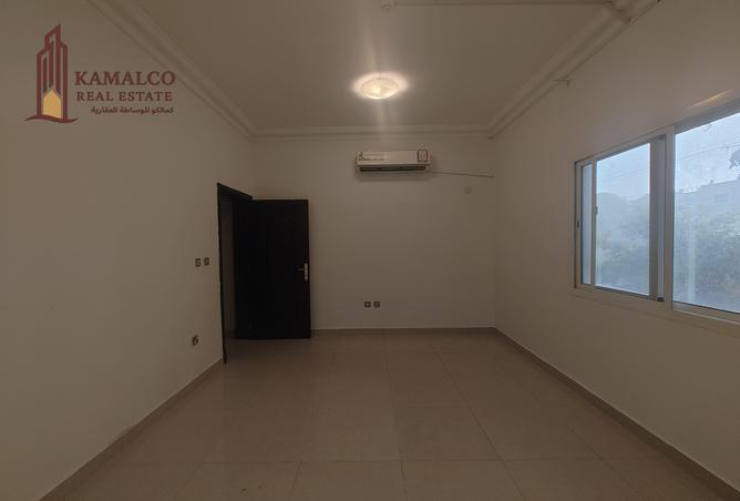 953563 - Property Image 3