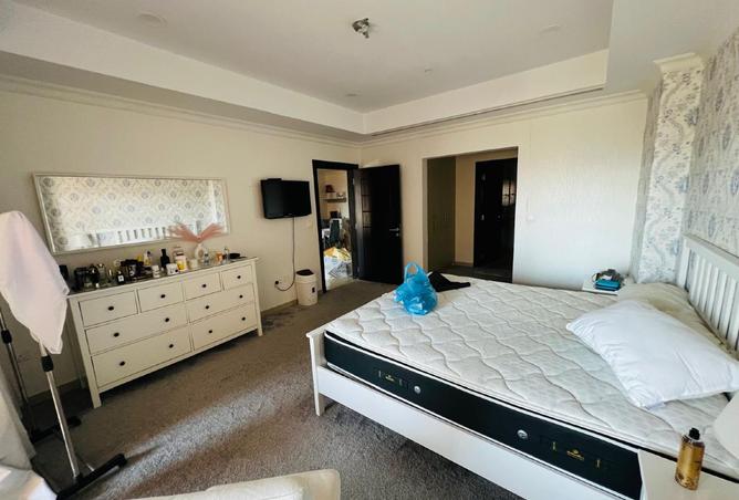 926562 - Property Image 3