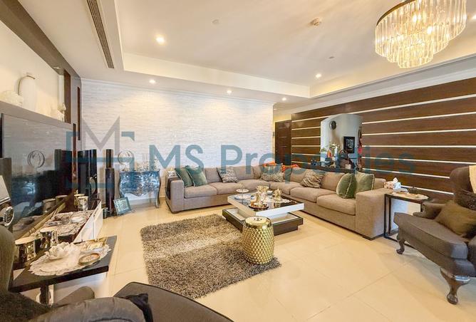 976878 - Property Main Image