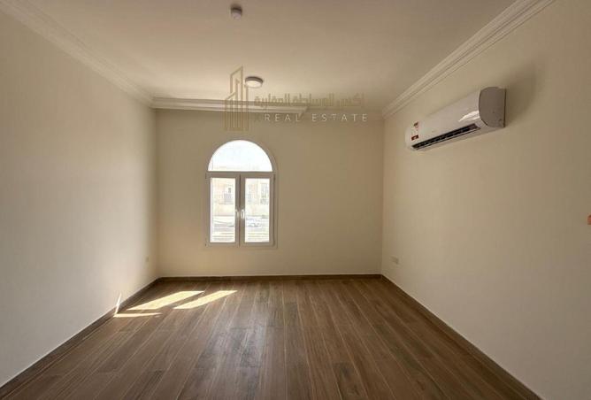 970733 - Property Image 2