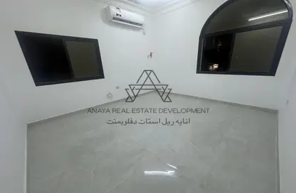 شقة - غرفة نوم - 1 حمام للايجار في شارع العزيزة - العزيزية - الدوحة