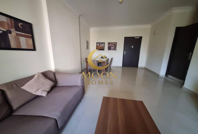 972533 - Property Image 2