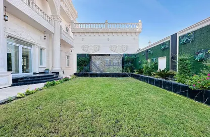 فيلا - 8 غرف نوم - 8 حمامات للبيع في شارع العزيزة - العزيزية - الدوحة