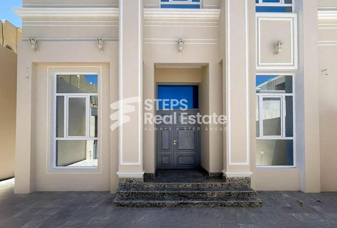 930521 - Property Image 3
