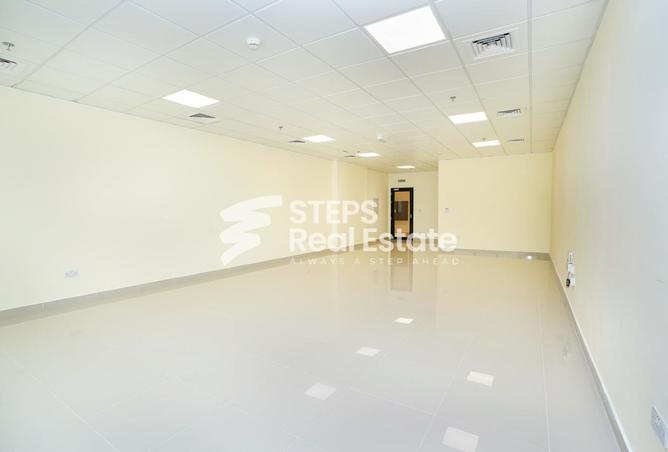 932394 - Property Image 2