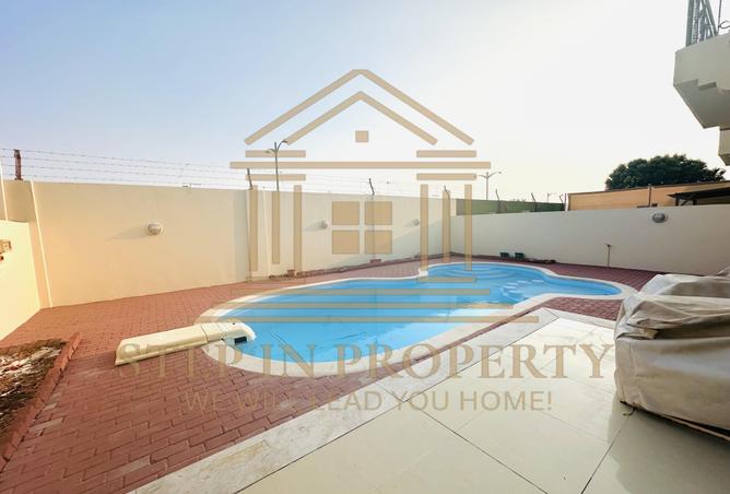 968400 - Property Main Image