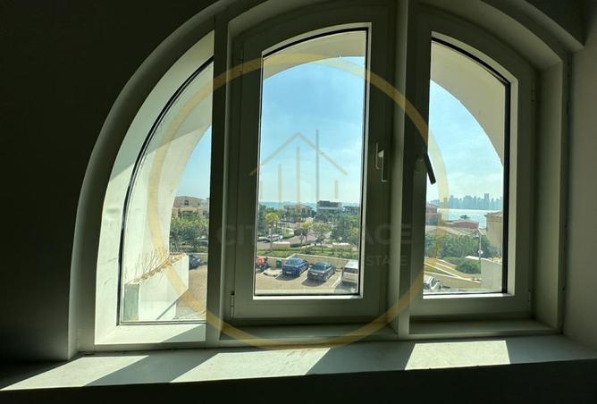 975522 - Property Image 3