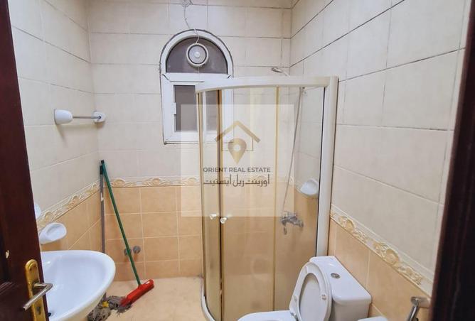930599 - Property Image 2