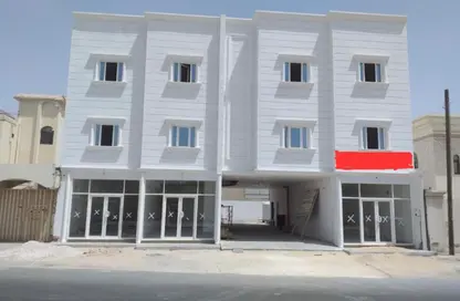 Whole Building - 4 Bedrooms - 7+ Bathrooms for sale in Fereej Kulaib - Doha