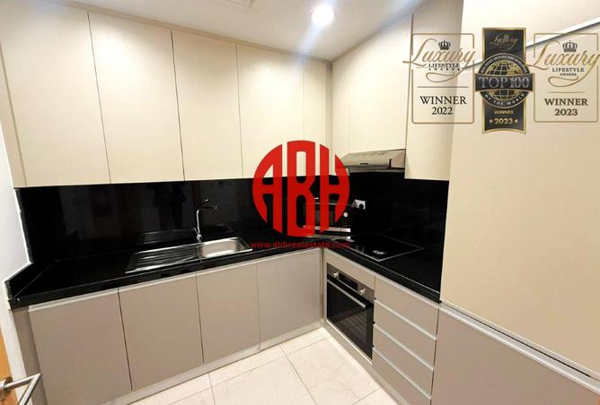 982509 - Property Image 3