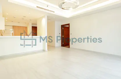 Apartment - 1 Bedroom - 2 Bathrooms for rent in Gewan Island - The Pearl Island - Doha