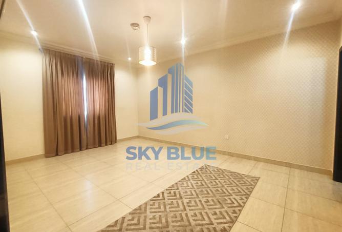 944208 - Property Main Image