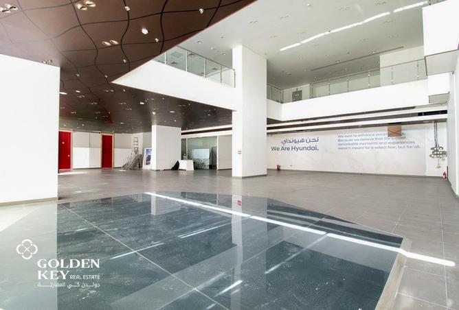 890004 - Property Image 2