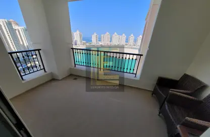 Apartment - 2 Bedrooms - 3 Bathrooms for rent in Viva East - Viva Bahriyah - The Pearl Island - Doha