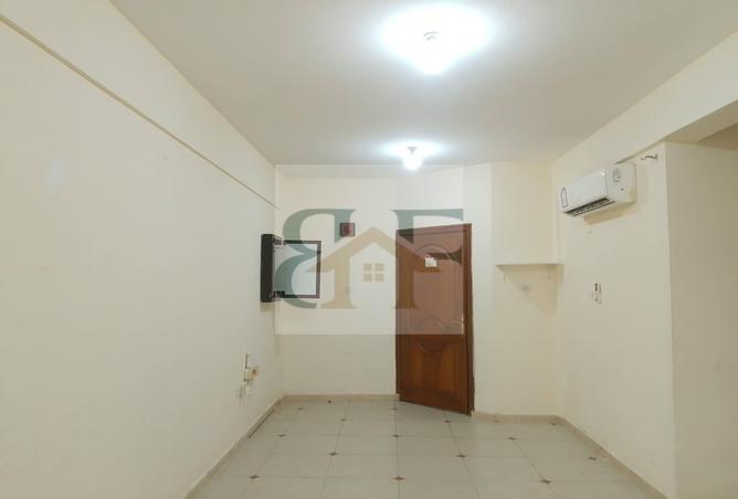 975435 - Property Image 2