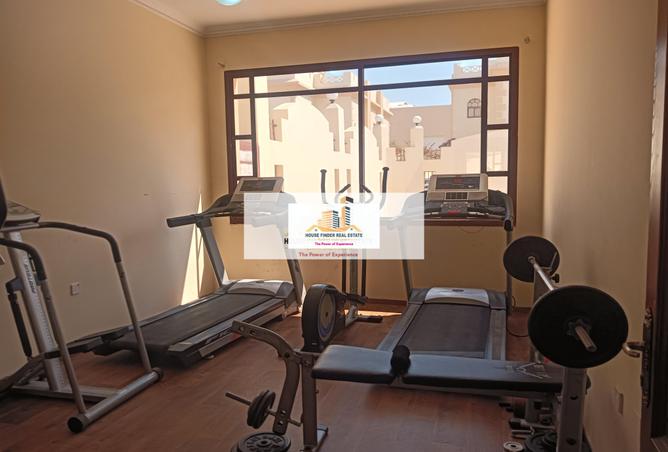 999430 - Property Image 3