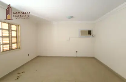 Apartment - 2 Bedrooms - 2 Bathrooms for rent in Al Mansoura - Al Mansoura - Doha