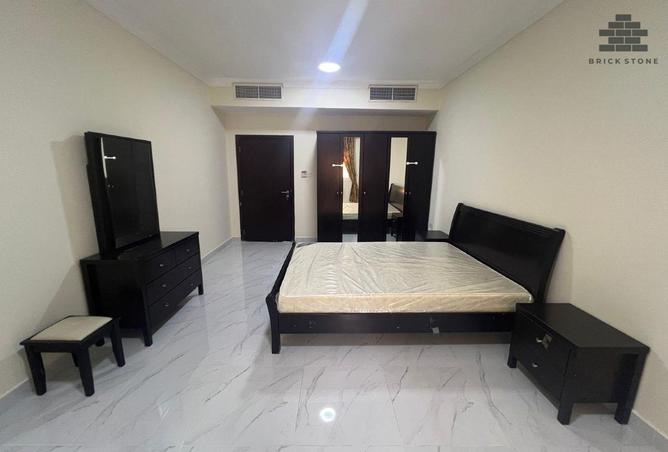 909935 - Property Image 2