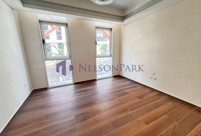 944849 - Property Image 2