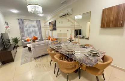 Apartment - 2 Bedrooms - 2 Bathrooms for rent in Al Khazin Street - Madinat Khalifa South - Madinat Khalifa - Doha