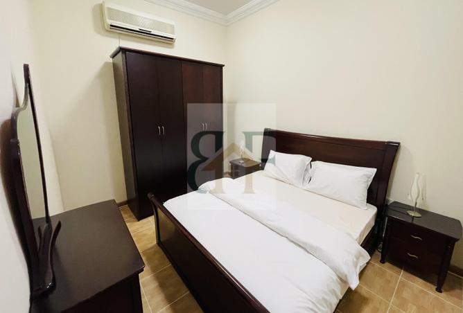 972109 - Property Image 2