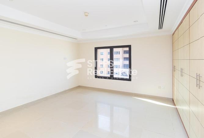 939109 - Property Image 2
