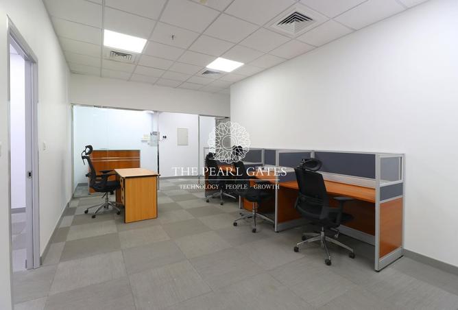 885998 - Property Image 2