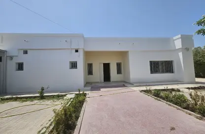Compound - 3 Bedrooms - 4 Bathrooms for rent in Curlew Street - Al Waab - Doha