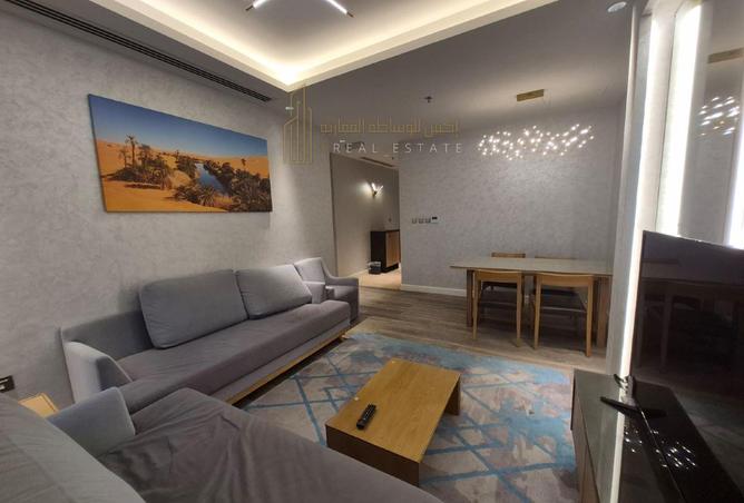 982456 - Property Image 2