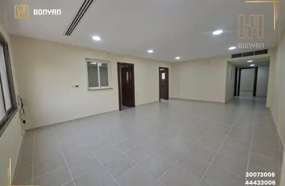 Apartment - 3 Bedrooms - 4 Bathrooms for rent in Anas Street - Fereej Bin Mahmoud North - Fereej Bin Mahmoud - Doha