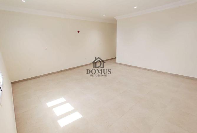 955803 - Property Main Image