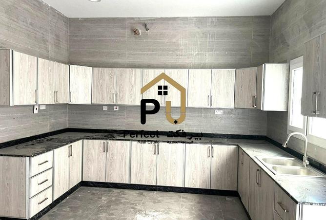 942224 - Property Image 2