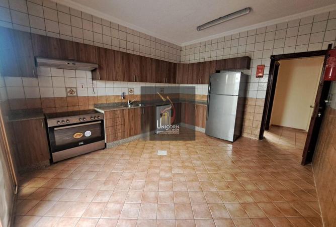 940467 - Property Image 3