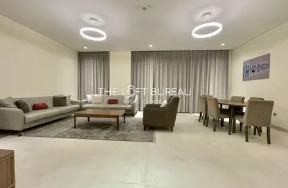 Apartment - 3 Bedrooms - 5 Bathrooms for rent in West Walk - Al Waab - Doha