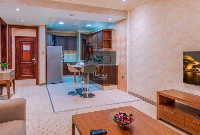912182 - Property Image 2