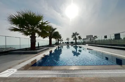 شقة - 2 غرف نوم - 3 حمامات للايجار في البلاج الجنوبي - البلاج - جزيرة اللؤلؤة - الدوحة