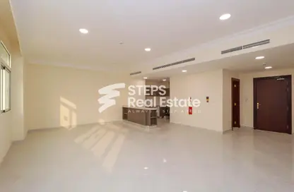 Empty Room image for: Apartment - 2 Bedrooms - 3 Bathrooms for rent in Lusail City - Lusail, Image 1