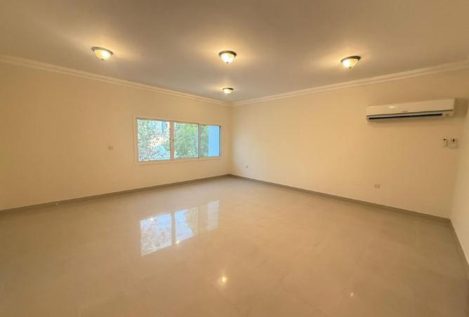 965545 - Property Image 3