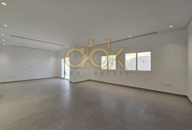 950034 - Property Image 2