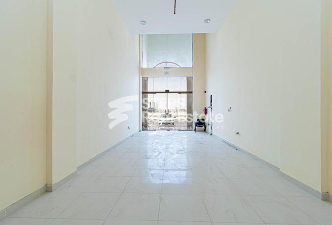 926163 - Property Image 3